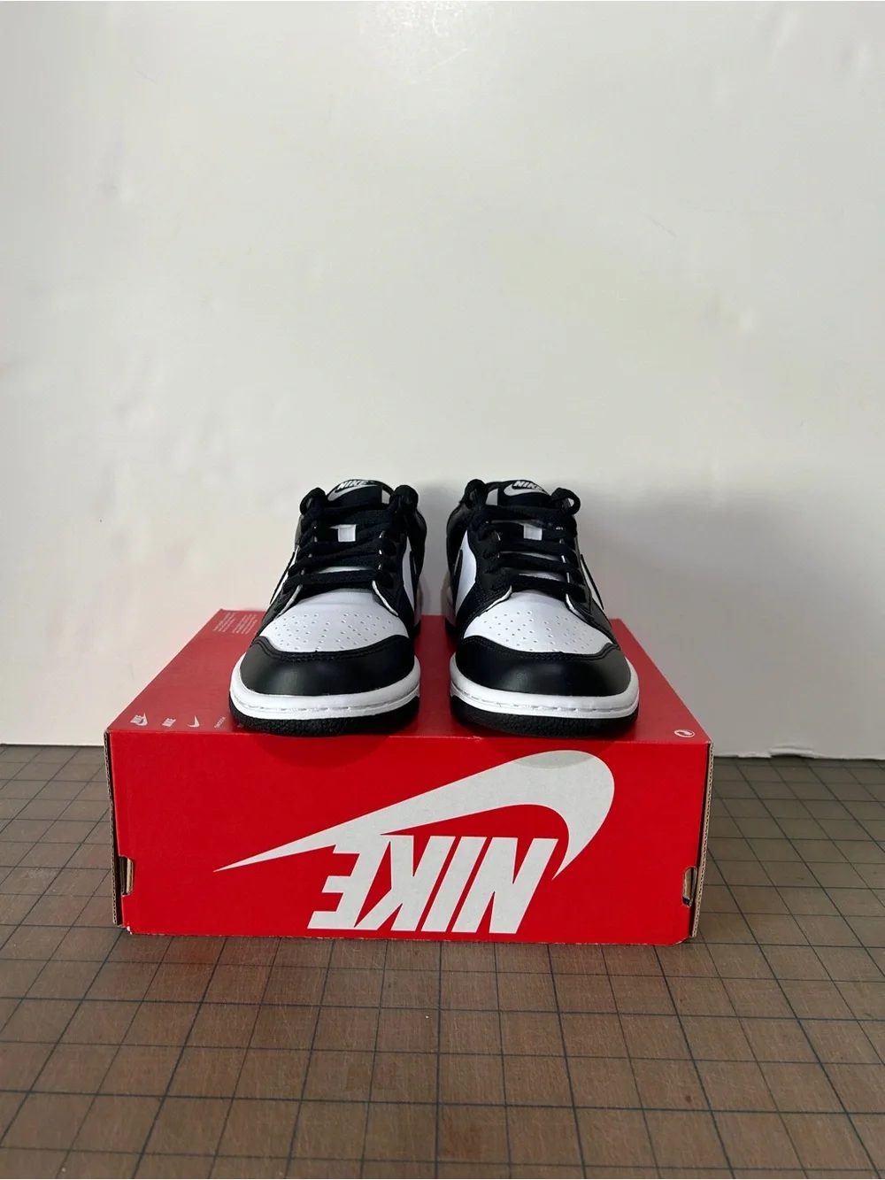Nike Dunk Low GS ‘Panda’